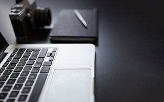 爱游戏登录入口-“冠军悬念持续升级：排名变幻牵动百万粉丝心”，《冠军》